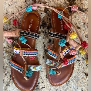 Gianni Bini Pom Pom tie up gladiator rainbow flat sandals size 8 Mexican